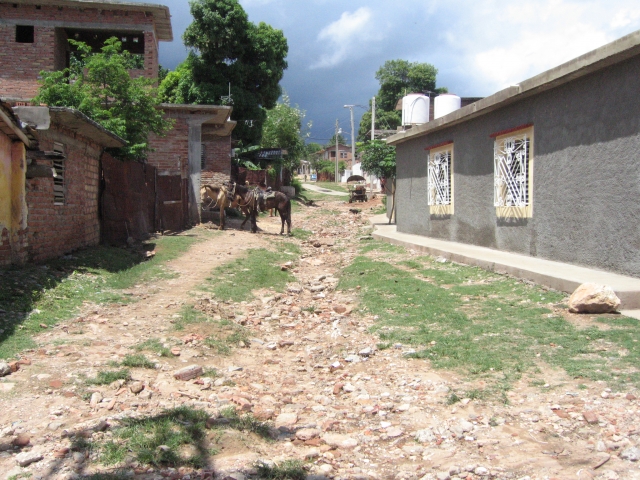 so sehen einige Straßen in Trinidad aus